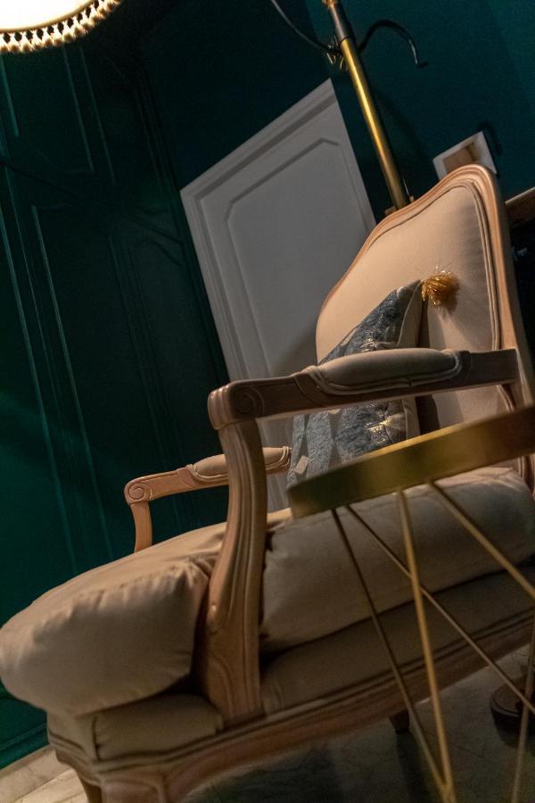 Interno 9 Otel Bari Dış mekan fotoğraf