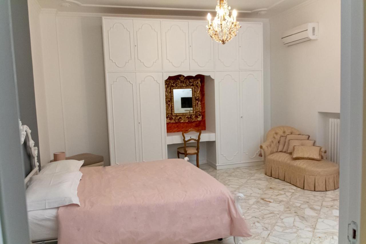 Interno 9 Otel Bari Dış mekan fotoğraf