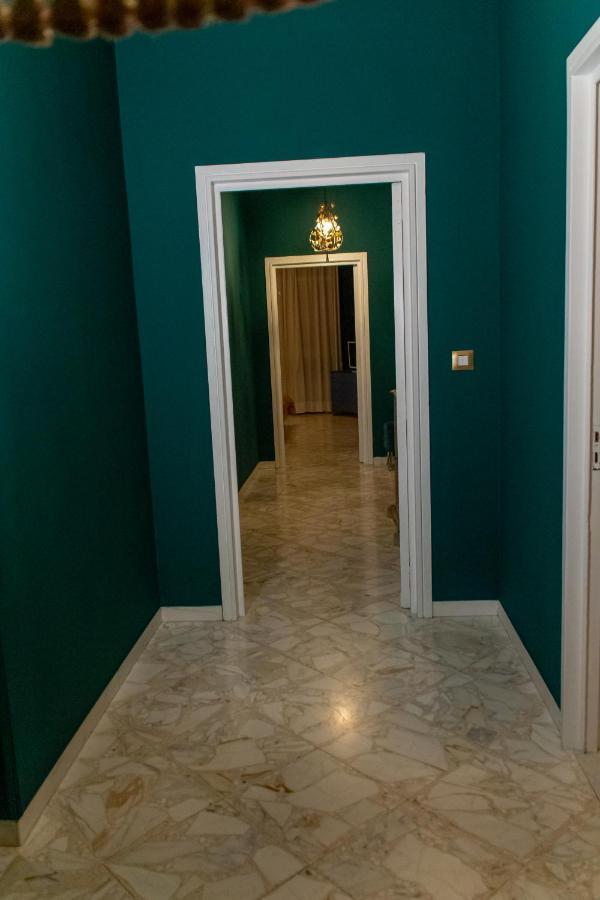 Interno 9 Otel Bari Dış mekan fotoğraf