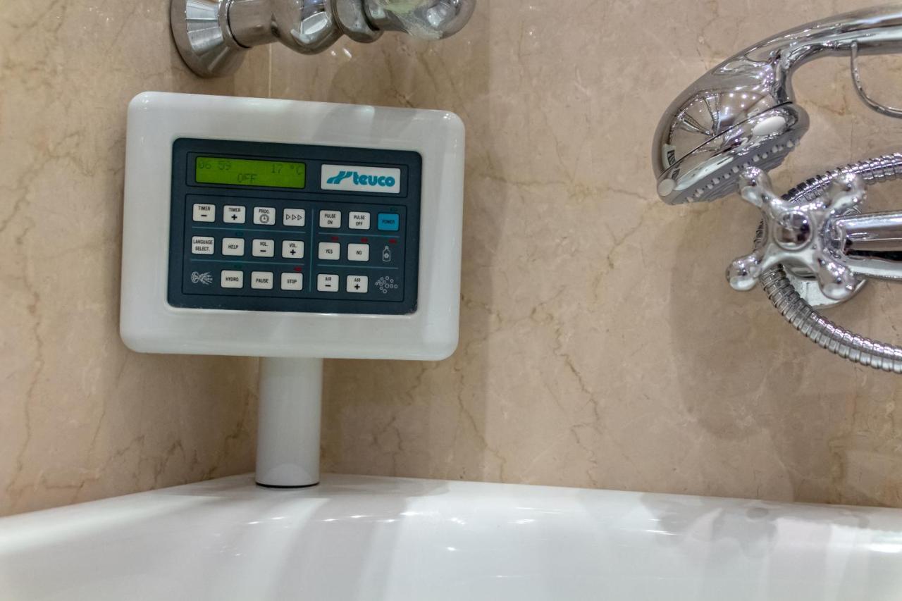 Interno 9 Otel Bari Dış mekan fotoğraf