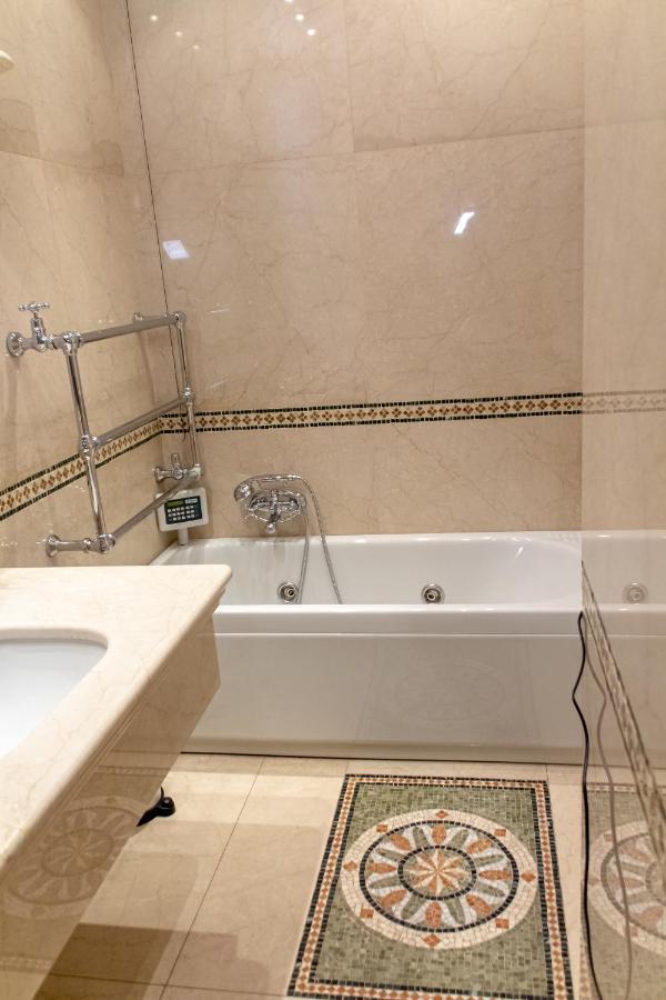Interno 9 Otel Bari Dış mekan fotoğraf