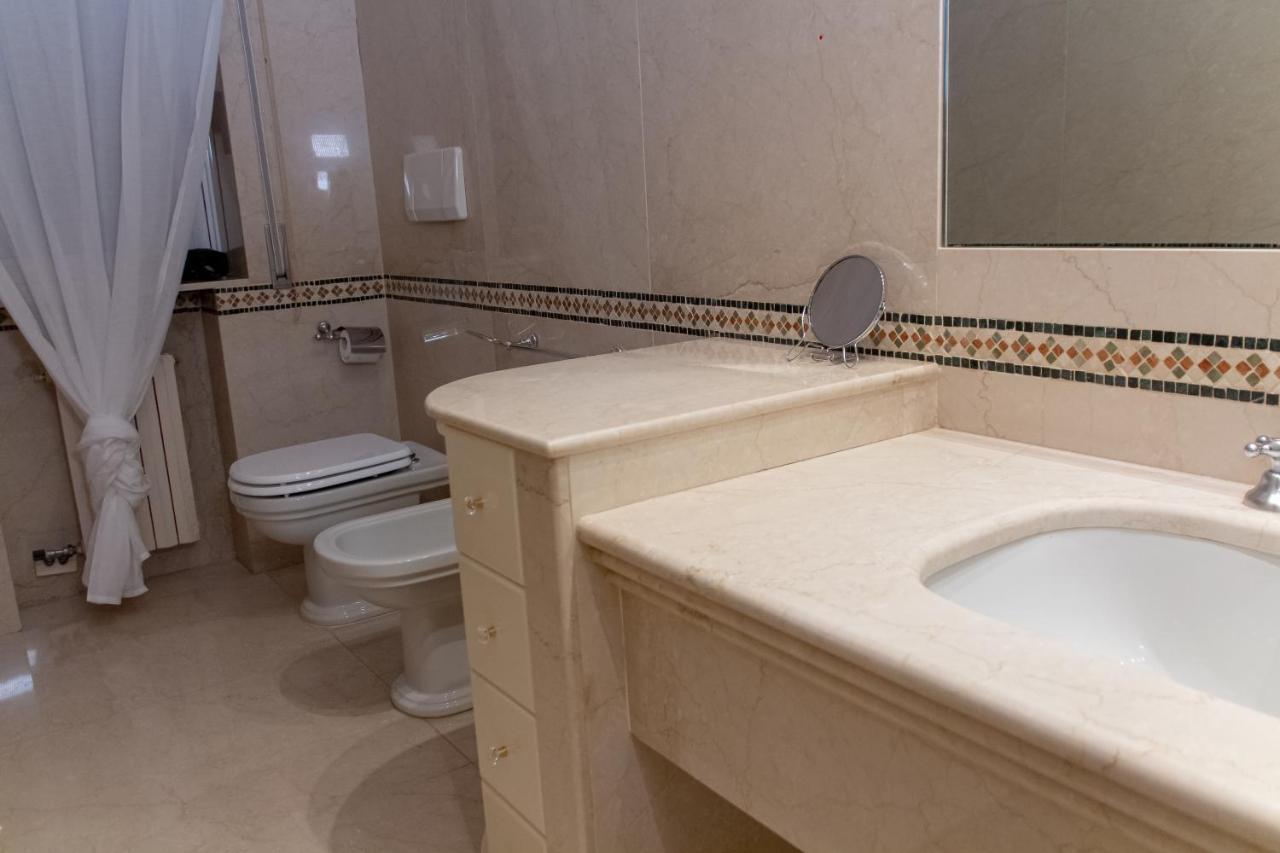 Interno 9 Otel Bari Dış mekan fotoğraf