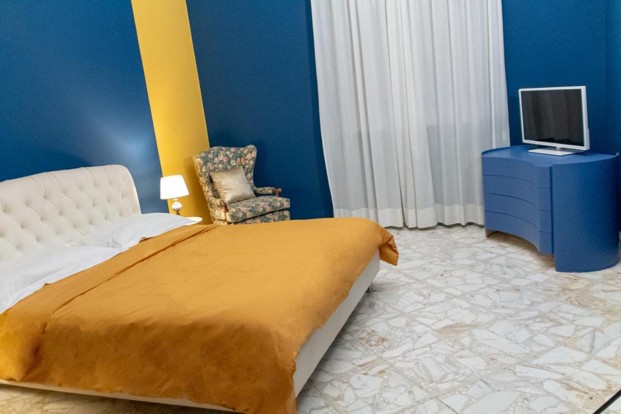 Interno 9 Otel Bari Dış mekan fotoğraf